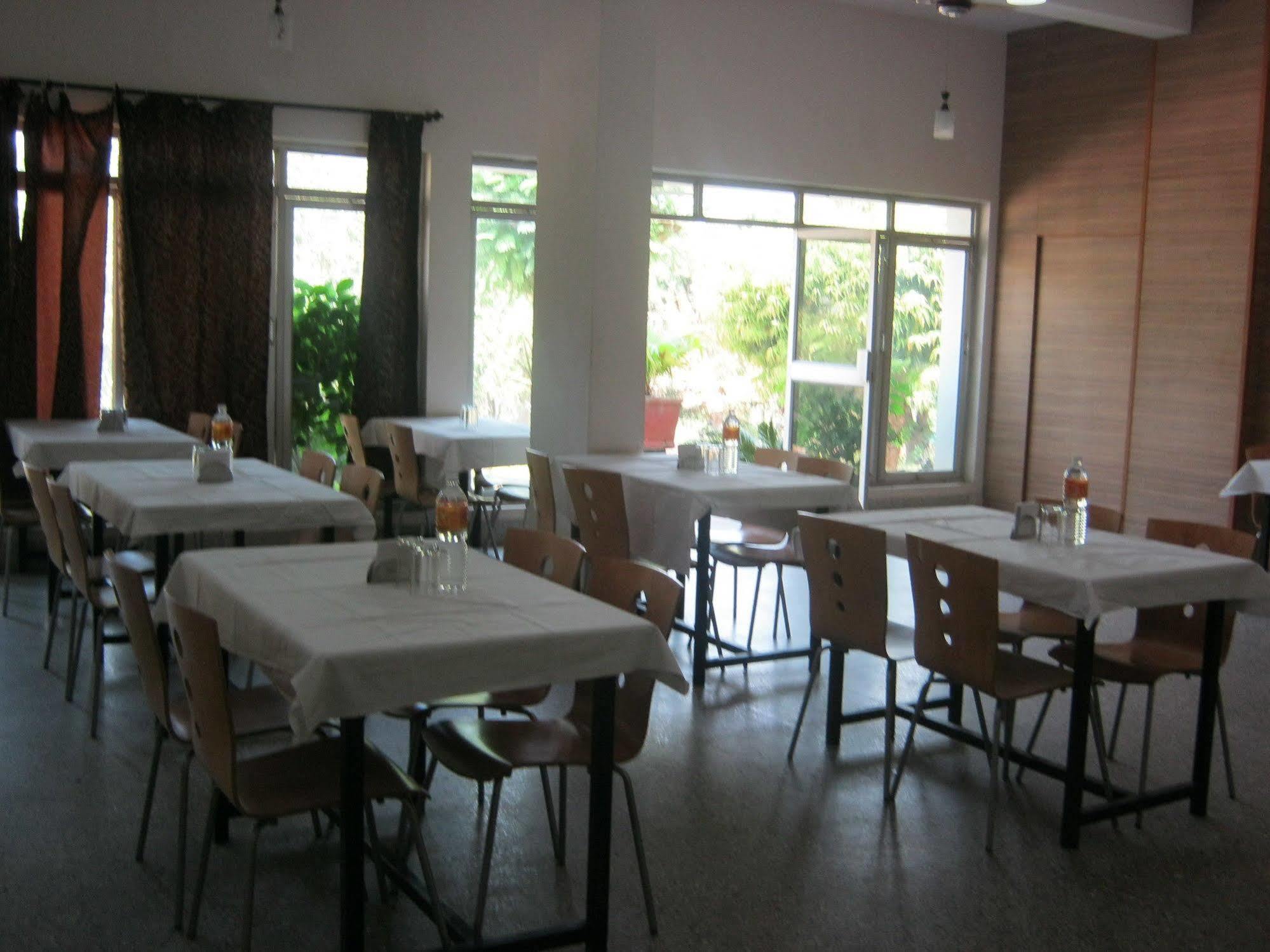 Kstdc Hotel Mayura Kauvery Krs Hosa Kannambadi Ngoại thất bức ảnh
